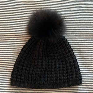 Kyi kyi Canada black knit fox fur Pom hat beanie
